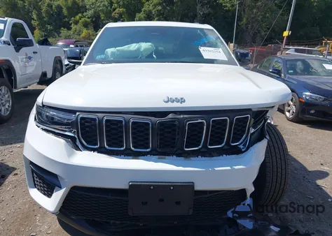 2025 Jeep Grand Cherokee Laredo X 4X4 из США, поврежденный, VIN 1C4RJHAG2SC294792